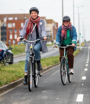 Crédit photo : Yann Gachet - Piste cyclable à Poittiers (Milétrie)